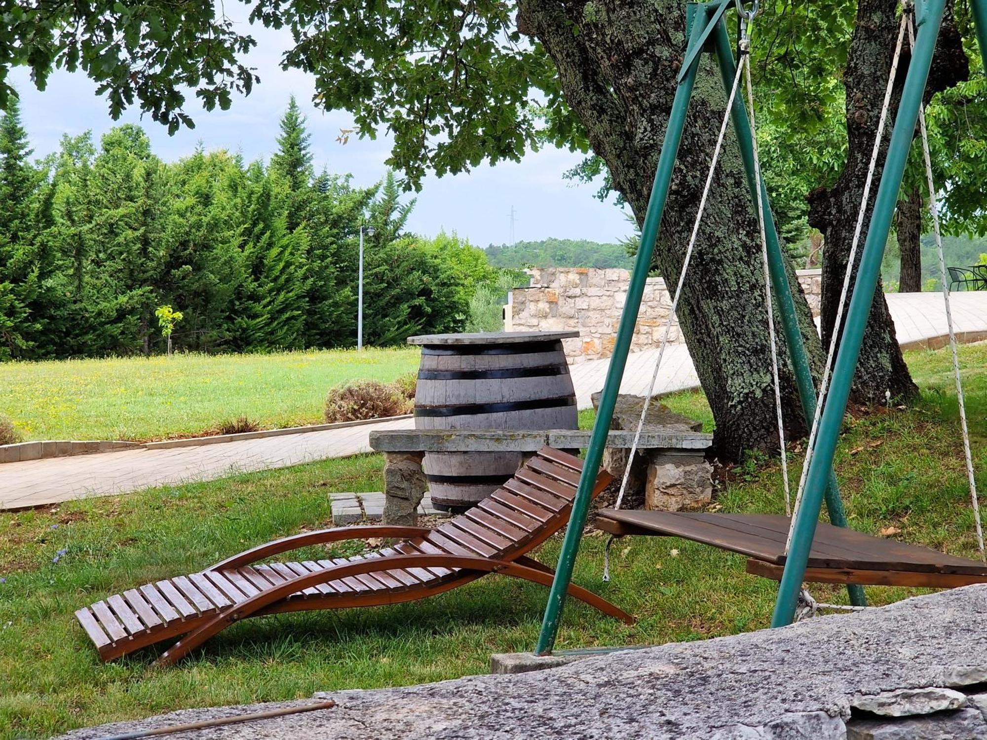 Stancija Ruseti Oprtalj Exterior foto